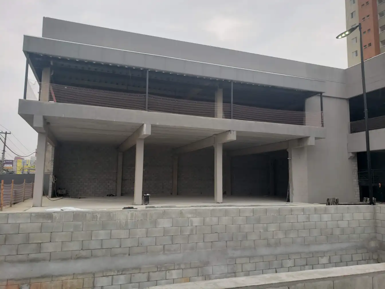 Construção de edifício comercial